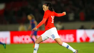 Camila Sáez fue oficializada como refuerzo del Deportivo Alavés en España