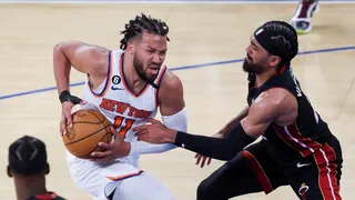 New York Knicks tumbó a Miami Heat y sigue vivo en la semifinal del Este en la NBA