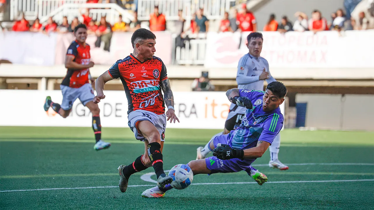 Popin-castro-vs-colo-colo