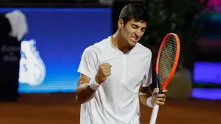 Cristian Garin debutó con éxito en el ATP 500 de Tokio