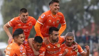 Cobreloa vence a Recoleta y toma impulso a la caza del liderato de la Primera B