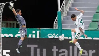 Real Betis de Bravo y Pellegrini empató con Elche y no pudo acercarse a puestos de Champions