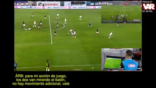 ANFP liberó diálogo de Fernando Véjar con el VAR en polémica jugada del duelo entre Colo Colo y Palestino
