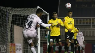 La secuencia del extraordinario tanto de Sandoval con gran similitud al “gol imposible” de Aravena