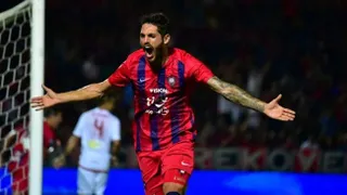 Rodrigo Goldberg confirmó interés de Universidad de Chile por Joaquín Larrivey