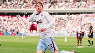 Aston Villa amargó con un empate a West Ham United en la Premier League