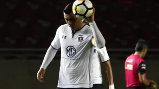 Esteban Paredes: Siento vergüenza, es lamentable lo que está sucediendo con Colo Colo