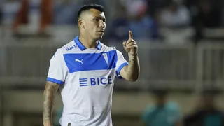 Celebra Universidad Católica: Tiago Nunes puso fecha al retorno de Gary Medel