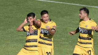 Técnico de Lautaro de Buin detalló la apasionante lucha por el liderato en la Segunda División
