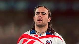 Beto Acosta: Si Rozental no se hubiese lesionado habría sido mejor que Salas y Zamorano