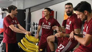 Jugador de River dio positivo por coronavirus y puso en alerta al plantel a días de la Copa Libertadores