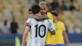 Buenos amigos, mejores rivales: El abrazo de Neymar y Messi antes de la final de la Copa América