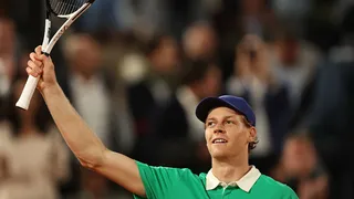 Jannik Sinner le da una paliza a Bublik y es semifinalista de Roland Garros
