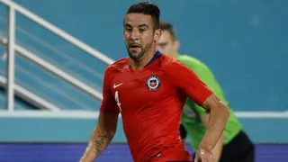 Mauricio Isla: Siempre llevaría a la selección a Marcelo Díaz y Eduardo Vargas