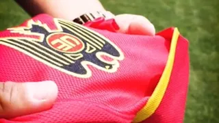 Unión Española presentó su nueva camiseta para 2024