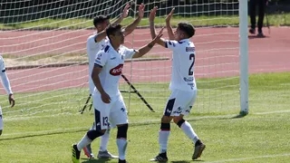 Melipilla superó con solidez a San Luis y se mantuvo en la pelea por ascender