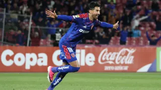 Atenta U de Chile: Lucero vuelve a ser tentado desde un gigante de Sudamérica