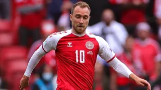Christian Eriksen visitó a sus compañeros tras ser dado de alta