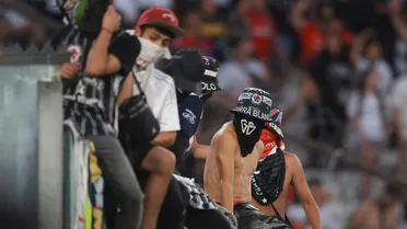 Lluvia de piedras entre hinchas de Colo Colo y O’Higgins vuelven cuestionar la seguridad del Monumental