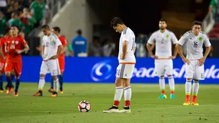 Claudio Bravo reveló el ruego de Chicharito Hernández en goleada a México en la Copa América de 2016