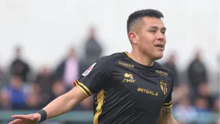 Magallanes se va olvidando del descenso con un triunfazo sobre Deportes Santa Cruz