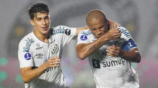 Santos venció en los descuentos a Libertad y dio el primer paso en cuartos de final de la Sudamericana