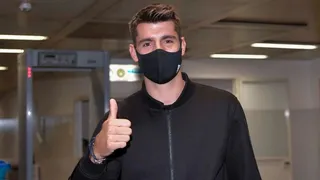 Alvaro Morata arribó a Turín para sellar su retorno a Juventus