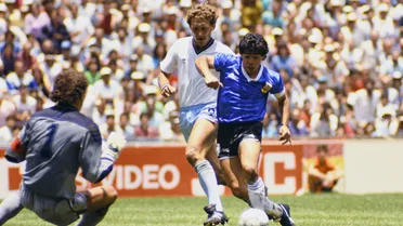 ¿Debió ser anulado el Gol del Siglo de Maradona a Inglaterra en México ’86?