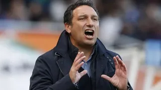 Ex jugador de Barcelona está en coma inducido por coágulo en su cabeza