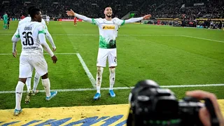 Bayern Munich perdió en los descuentos ante el puntero Borussia Monchengladbach