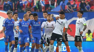 Marcelo Díaz asume que buscó la expulsión de Esteban Pavez en el Superclásico