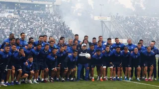 Una multitud ovacionó a Diego Maradona en su presentación como DT de Gimnasia y Esgrima