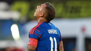 U de Chile sufre por partida doble: la lesión de Vargas que inquieta a los azules