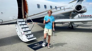Alexander Zverev apuntó a una rotura de ligamentos tras torcerse el tobillo ante Rafael Nadal