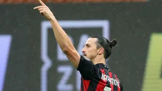 Ibrahimovic orquestó con doblete la contundente victoria de AC Milan sobre Crotone