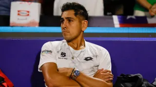 Golpe para Tabilo: sufrirá fuerte caída en el ranking ATP y puede bajar aún más