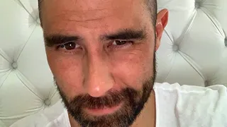 Manchester City destacó la nueva faceta de “barbero” de Claudio Bravo