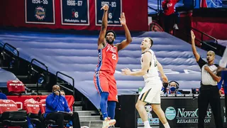 Philadelphia 76ers ganó el duelo de líderes ante Utah Jazz en la NBA