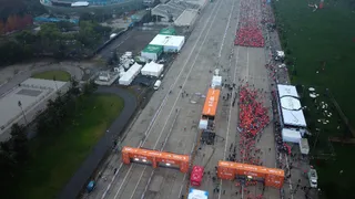 La largada de los 42 kilómetros del Maratón de Santiago