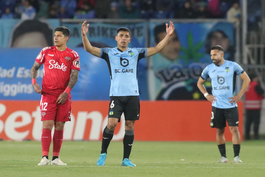 Luis Pavez no irá a la U y permanecerá en O'Higgins/ © Jorge Loyola-Photosport