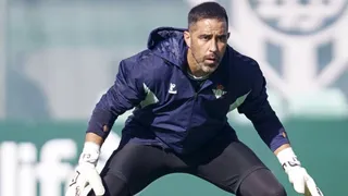 En España aseguran que el regreso de Claudio Bravo a Colo Colo es “una posibilidad real”