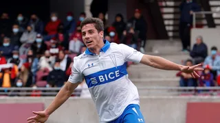 Holan hará cambios en la UC para la reanudación del duelo con la U en Copa Chile