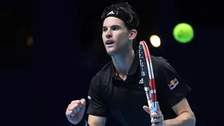 Thiem venció en un frenético partido a Nadal y quedó a un paso de las semifinales del Masters