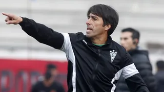 S. Wanderers anunció que Moisés Villarroel dejará su cargo como DT tras el duelo con Coquimbo