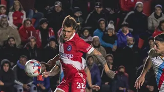 Argentinos volvió a tropezar tras igualar ante un Arsenal que aún no sabe de victorias