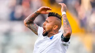 “Malo cul…, soy muy malo”: el informe arbitral que dejaría a Arturo Vidal fuera de los clásicos con la U de Chile y la UC