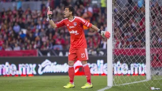 Atlas de Toselli y Henríquez no pudo ante América y sigue colista en la liga mexicana