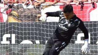 Cristopher Toselli sufrió en dura goleada de Estudiantes sobre Central Córdoba