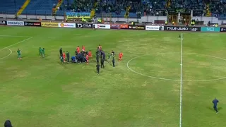 Imágenes sensibles: Futbolista egipcio sufrió un paro cardíaco en pleno partido