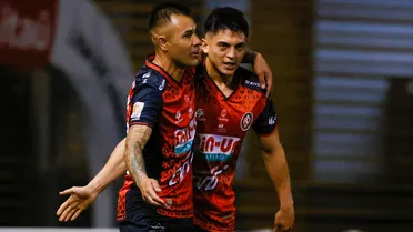 Limache dio un TREMENDO GOLPE al golear a Audax y alejarse del descenso